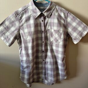Women’s Carhartt short sleeve plaid blouse. Size L(12-14)